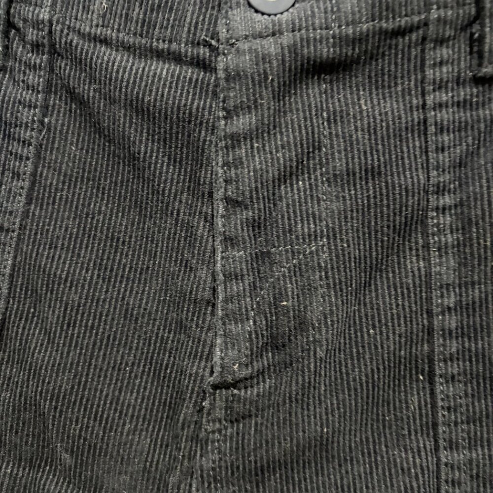 Rhythm: Men's Worn Path Corduroy Short in Dark Navy Blue - Picture 7 of 11